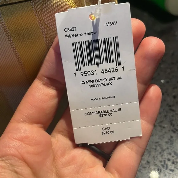 Brand New Yellow Coach handbag - Picture 3 of 3